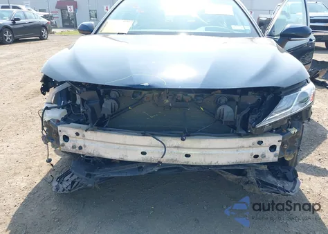 2018 Toyota Camry Xle z USA, uszkodzony, nr VIN 4T1B11HK4JU511167